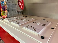 Ola ijsaanhangwagen / verkoopwagen met vriesinstallatie en promotiemateriaal - afbeelding 19 van  21