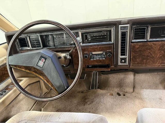 Oldsmobile - toronado - 5.0 3 ez 57 - oldtimer - 1982 - afbeelding 8 van  35
