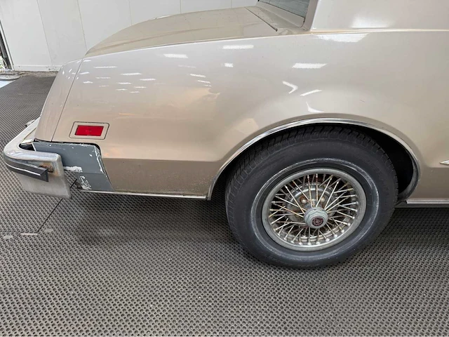 Oldsmobile - toronado - 5.0 3 ez 57 - oldtimer - 1982 - afbeelding 29 van  35