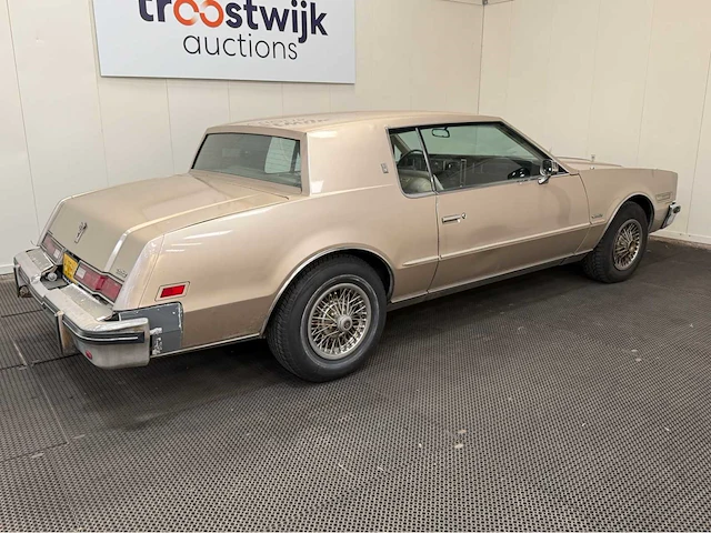 Oldsmobile - toronado - 5.0 3 ez 57 - oldtimer - 1982 - afbeelding 32 van  35