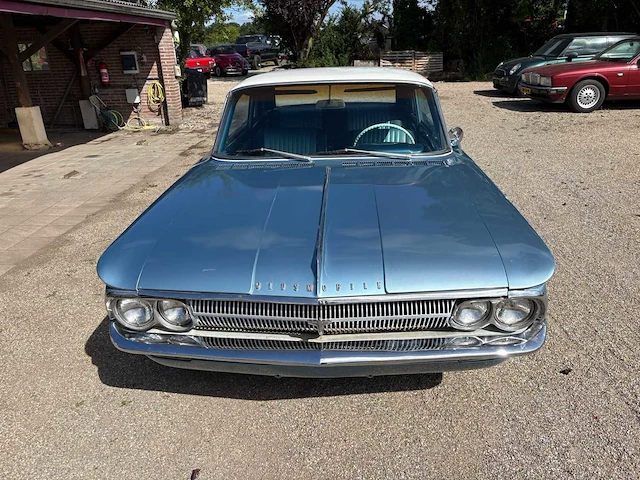 Oldsmobile cutlass f85 coupe 215 v8 - oldtimer - afbeelding 12 van  69