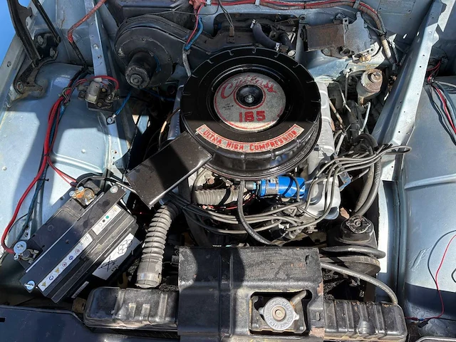 Oldsmobile cutlass f85 coupe 215 v8 - oldtimer - afbeelding 44 van  69