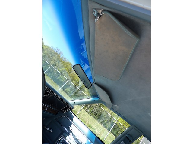 Oldtimer, chevrolet, caprice classic 4, lichtblauw, 1979 - afbeelding 18 van  156