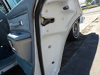 Oldtimer, chevrolet, caprice classic 4, lichtblauw, 1979 - afbeelding 47 van  156
