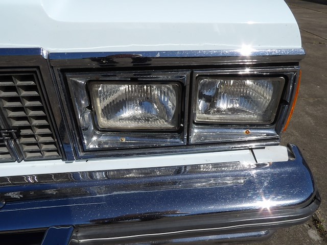 Oldtimer, chevrolet, caprice classic 4, lichtblauw, 1979 - afbeelding 71 van  156