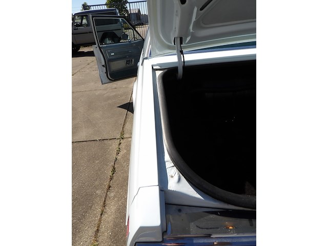 Oldtimer, chevrolet, caprice classic 4, lichtblauw, 1979 - afbeelding 106 van  156