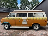 Oldtimer chevrolet sportsvan - afbeelding 22 van  26