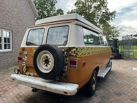 Oldtimer chevrolet sportsvan - afbeelding 23 van  26