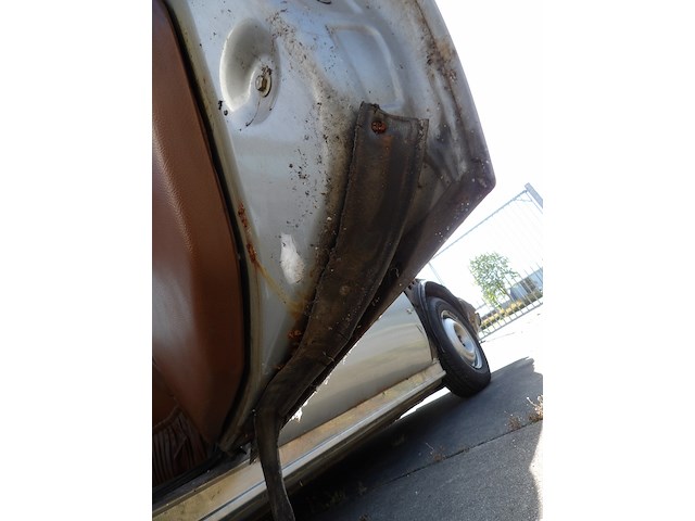 Oldtimer, citroën, cx 2200 matic, zilver-metallic, 1976 - afbeelding 35 van  190