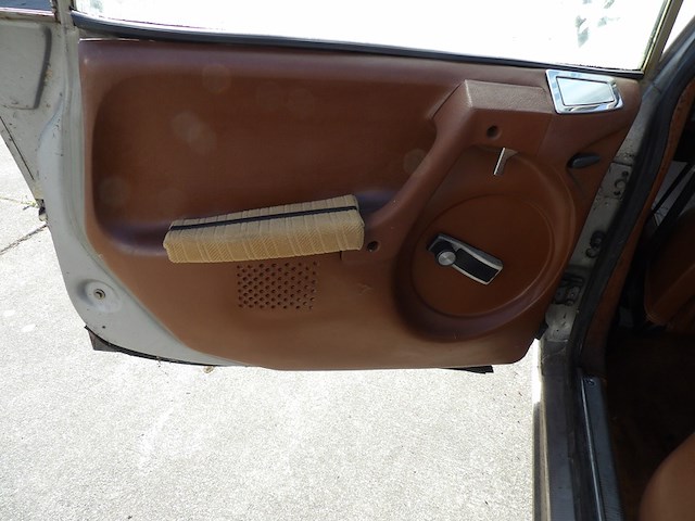 Oldtimer, citroën, cx 2200 matic, zilver-metallic, 1976 - afbeelding 53 van  190