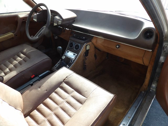 Oldtimer, citroën, cx 2200 matic, zilver-metallic, 1976 - afbeelding 78 van  190