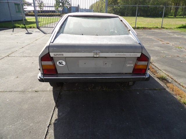 Oldtimer, citroën, cx 2200 matic, zilver-metallic, 1976 - afbeelding 125 van  190