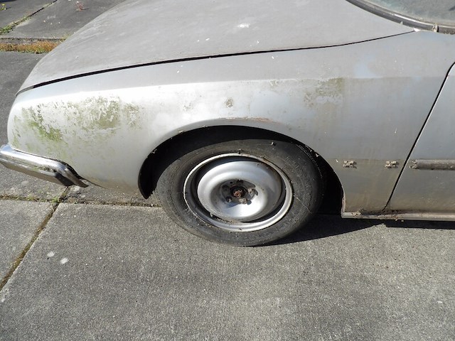 Oldtimer, citroën, cx 2200 matic, zilver-metallic, 1976 - afbeelding 146 van  190