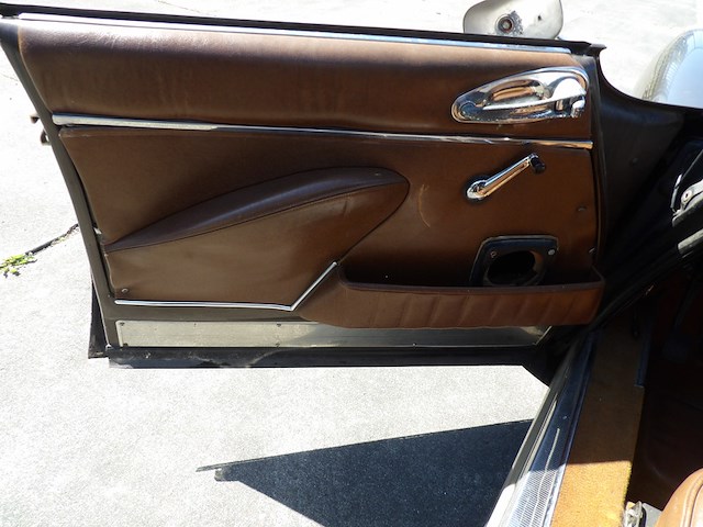 Oldtimer, citroën, ds 23 injection pallas, bruin-metallic, 1974 - afbeelding 37 van  168
