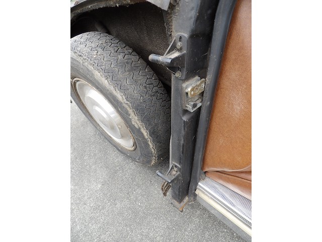 Oldtimer, citroën, ds 23 injection pallas, bruin-metallic, 1974 - afbeelding 108 van  168