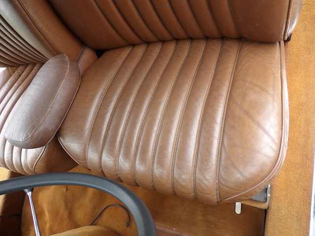 Oldtimer, citroën, ds 23 injection pallas, bruin-metallic, 1974 - afbeelding 135 van  168