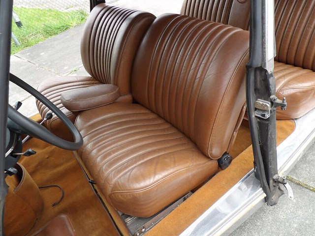 Oldtimer, citroën, ds 23 injection pallas, bruin-metallic, 1974 - afbeelding 139 van  168