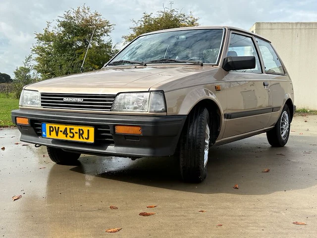 Oldtimer, daihatsu, charade 1.0 ts economy diesel, 1986 - afbeelding 1 van  35