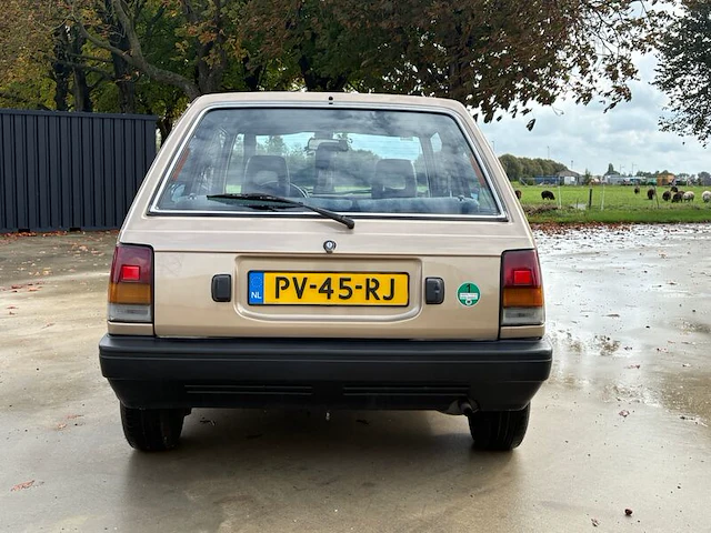 Oldtimer, daihatsu, charade 1.0 ts economy diesel, 1986 - afbeelding 29 van  35