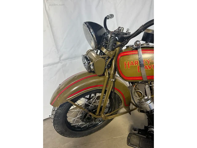 Oldtimer harley davidson dl - afbeelding 16 van  39