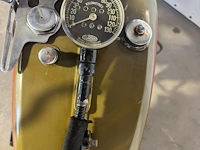 Oldtimer harley davidson dl - afbeelding 21 van  39
