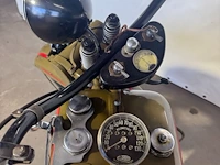 Oldtimer harley davidson dl - afbeelding 22 van  39