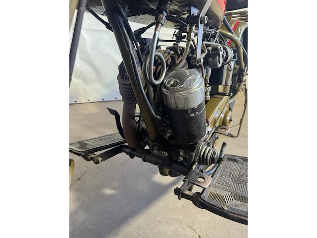 Oldtimer harley davidson dl - afbeelding 25 van  39