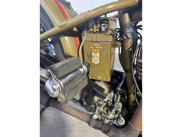 Oldtimer harley davidson dl - afbeelding 27 van  39