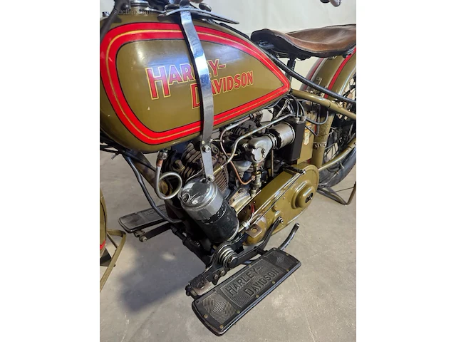 Oldtimer harley davidson dl - afbeelding 30 van  39
