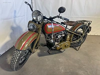 Oldtimer harley davidson dl - afbeelding 34 van  39