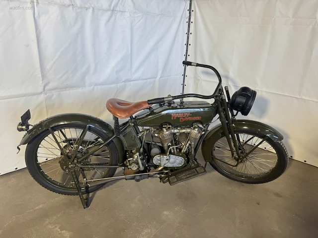 Oldtimer harley davidson model j - afbeelding 1 van  32