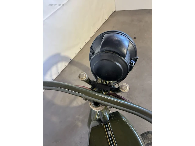 Oldtimer harley davidson model j - afbeelding 20 van  32