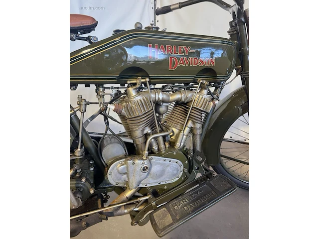 Oldtimer harley davidson model j - afbeelding 26 van  32
