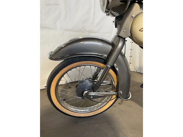 Oldtimer kreidler florett - afbeelding 10 van  27