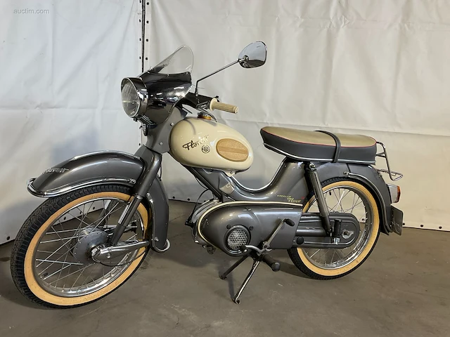 Oldtimer kreidler florett - afbeelding 12 van  27