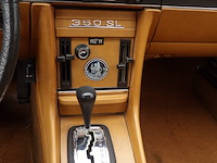 Oldtimer, mercedes-benz, r107 350sl, 350 sl roadster, geel, 1972 - afbeelding 31 van  144