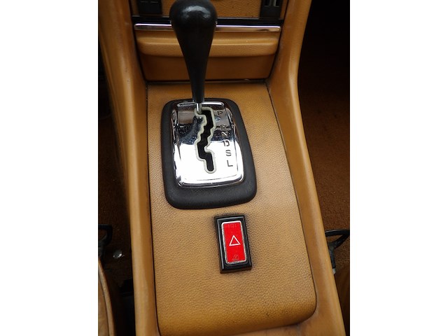 Oldtimer, mercedes-benz, r107 350sl, 350 sl roadster, geel, 1972 - afbeelding 32 van  144
