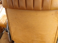 Oldtimer, mercedes-benz, r107 350sl, 350 sl roadster, geel, 1972 - afbeelding 47 van  144