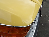 Oldtimer, mercedes-benz, r107 350sl, 350 sl roadster, geel, 1972 - afbeelding 71 van  144