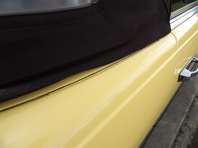 Oldtimer, mercedes-benz, r107 350sl, 350 sl roadster, geel, 1972 - afbeelding 75 van  144
