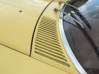 Oldtimer, mercedes-benz, r107 350sl, 350 sl roadster, geel, 1972 - afbeelding 86 van  144
