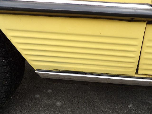 Oldtimer, mercedes-benz, r107 350sl, 350 sl roadster, geel, 1972 - afbeelding 105 van  144