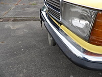 Oldtimer, mercedes-benz, r107 350sl, 350 sl roadster, geel, 1972 - afbeelding 125 van  144