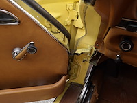 Oldtimer, mercedes-benz, sl-klasse, 350 sl roadster, geel, 1972 - afbeelding 5 van  144