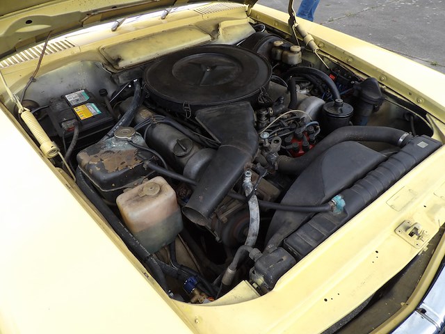 Oldtimer, mercedes-benz, sl-klasse, 350 sl roadster, geel, 1972 - afbeelding 13 van  144