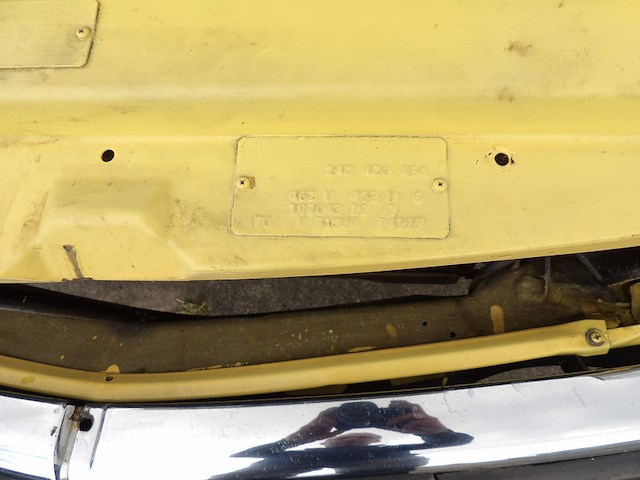 Oldtimer, mercedes-benz, sl-klasse, 350 sl roadster, geel, 1972 - afbeelding 35 van  144