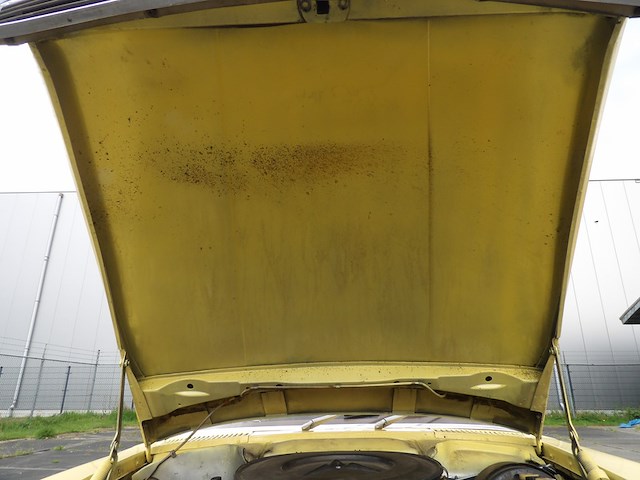 Oldtimer, mercedes-benz, sl-klasse, 350 sl roadster, geel, 1972 - afbeelding 46 van  144