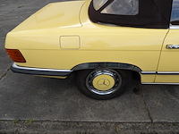 Oldtimer, mercedes-benz, sl-klasse, 350 sl roadster, geel, 1972 - afbeelding 74 van  144