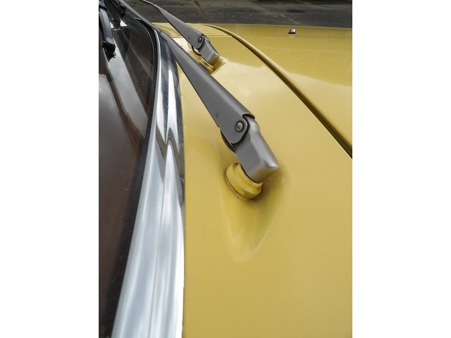 Oldtimer, mercedes-benz, sl-klasse, 350 sl roadster, geel, 1972 - afbeelding 91 van  144