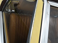 Oldtimer, mercedes-benz, sl-klasse, 350 sl roadster, geel, 1972 - afbeelding 95 van  144